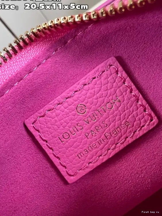 First bag ru Mini LOUIS VUITTON Moon 0517